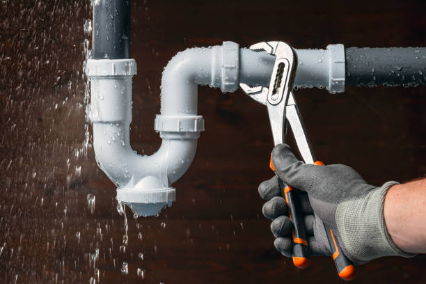 Professional Drain Cleaning technician working in North Hampton, OH